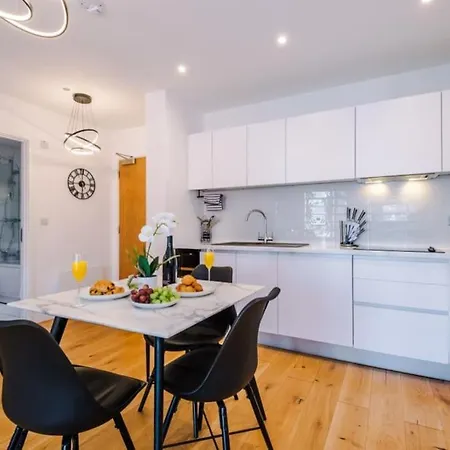 Apartman Windmill Suite- Modern 2 Bed 2 Bath With Concierge Perfect For Leisure, Business And Contractor By Dreamluxe *